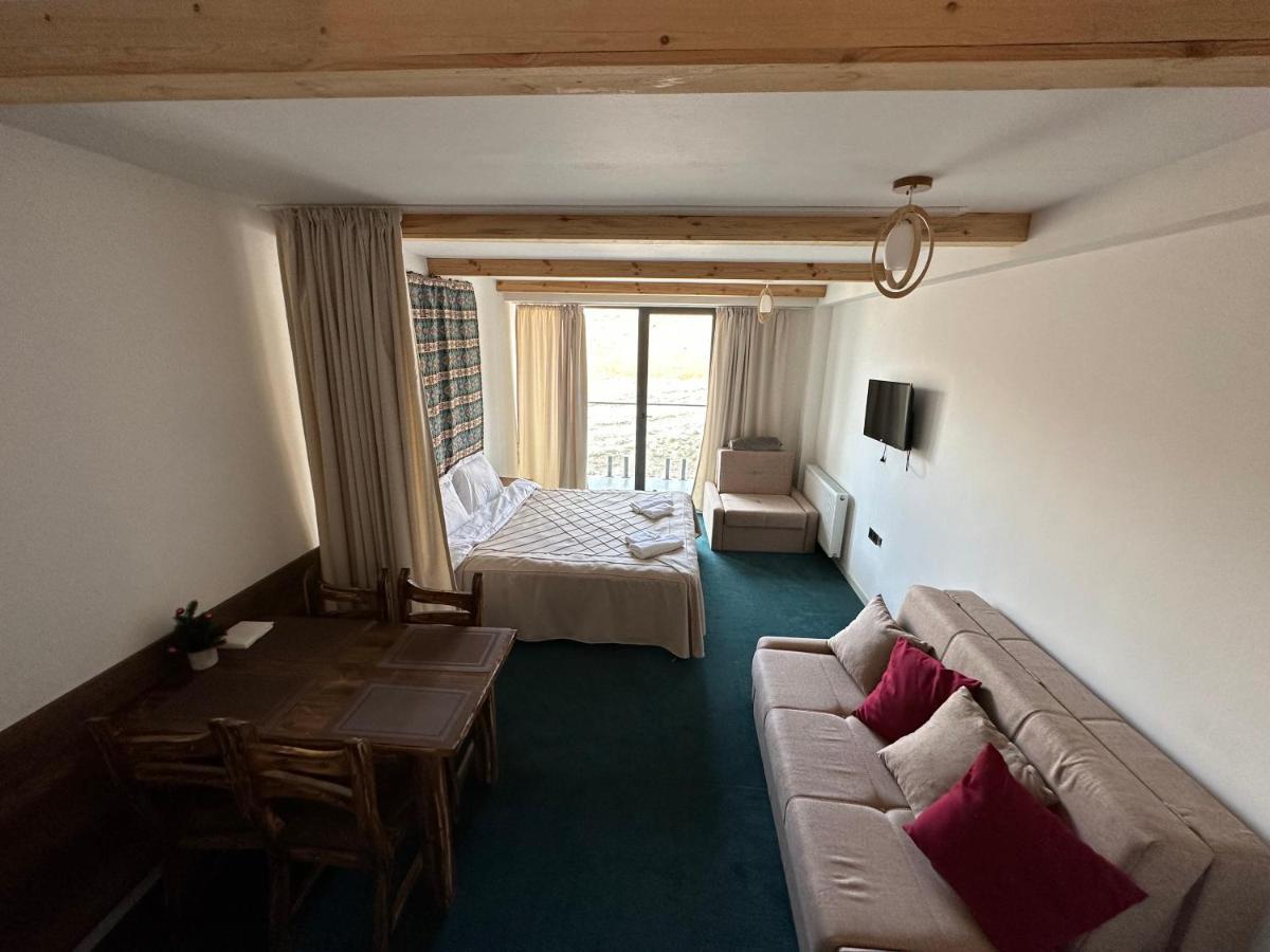 Atrium Mountain View Apartment, New Гудаури Экстерьер фото